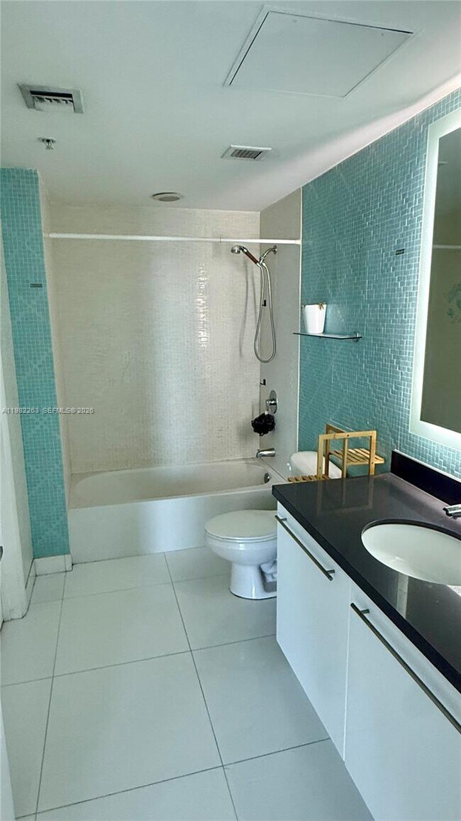 Photo - 90 SW 3rd St Unit 3203