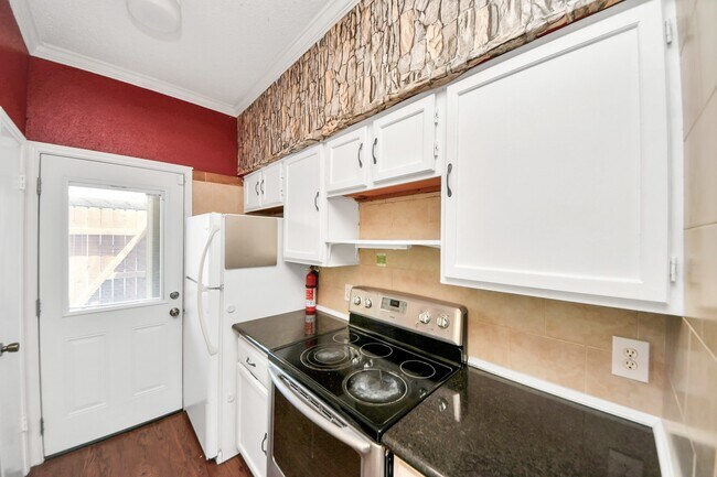 Building Photo - 3600 Jeanetta St Unit 1804 Rental
