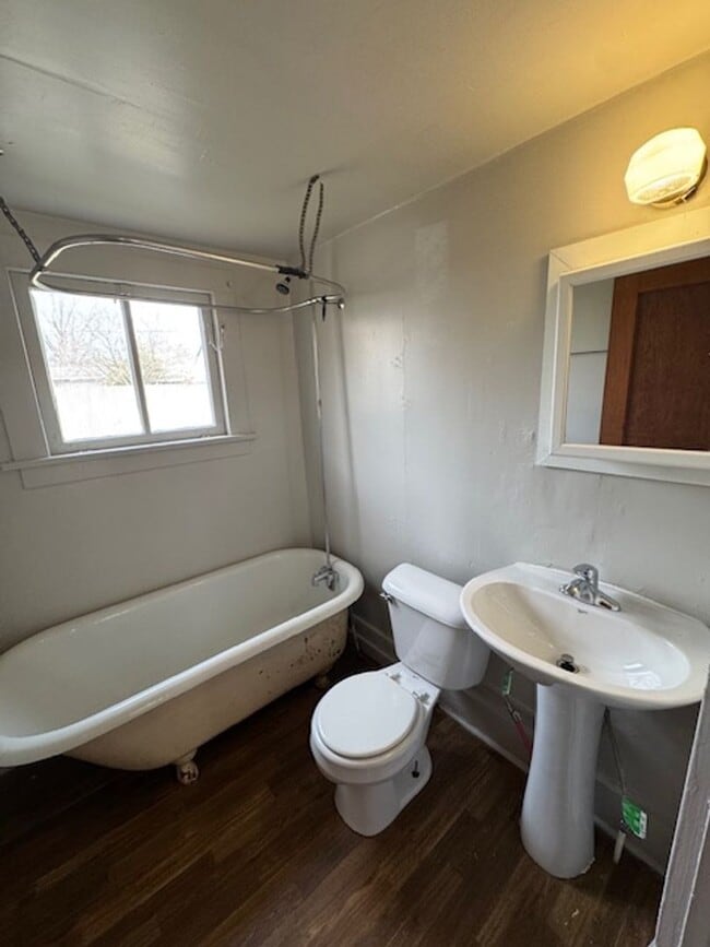 Photo - 420 Maxine Dr