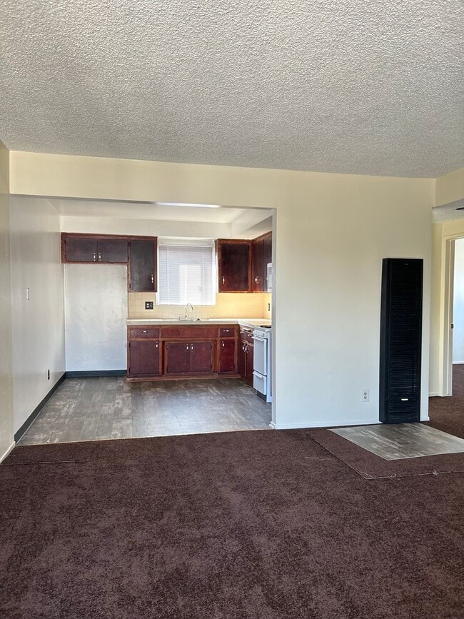 Photo - 1622 W 81st St Unidad 3