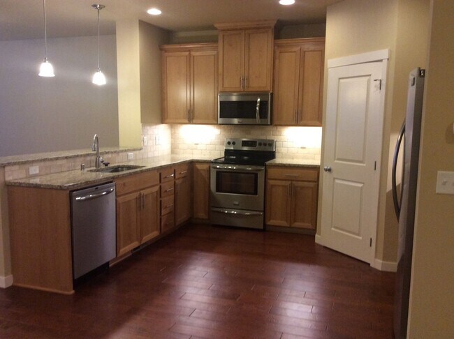 Photo - 3510 Hepburn St NE