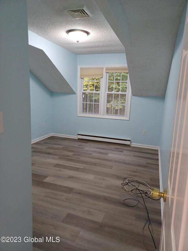 4041 Chaucer Pl Townhome Townhome Rental in Slingerlands NY