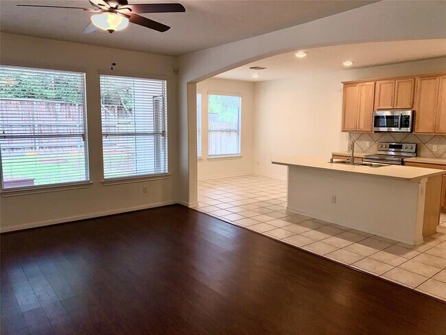 Photo - 130 Ledgestone Pl Condo