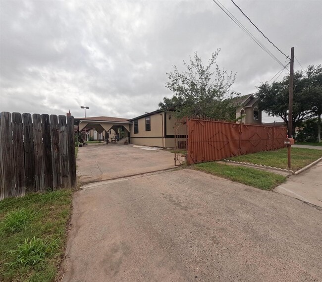 Photo - 4305 McClelland Ave