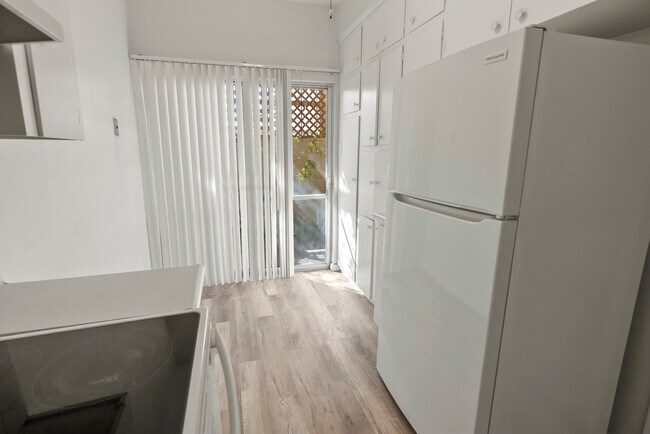 Photo - La Mariposa Apartments