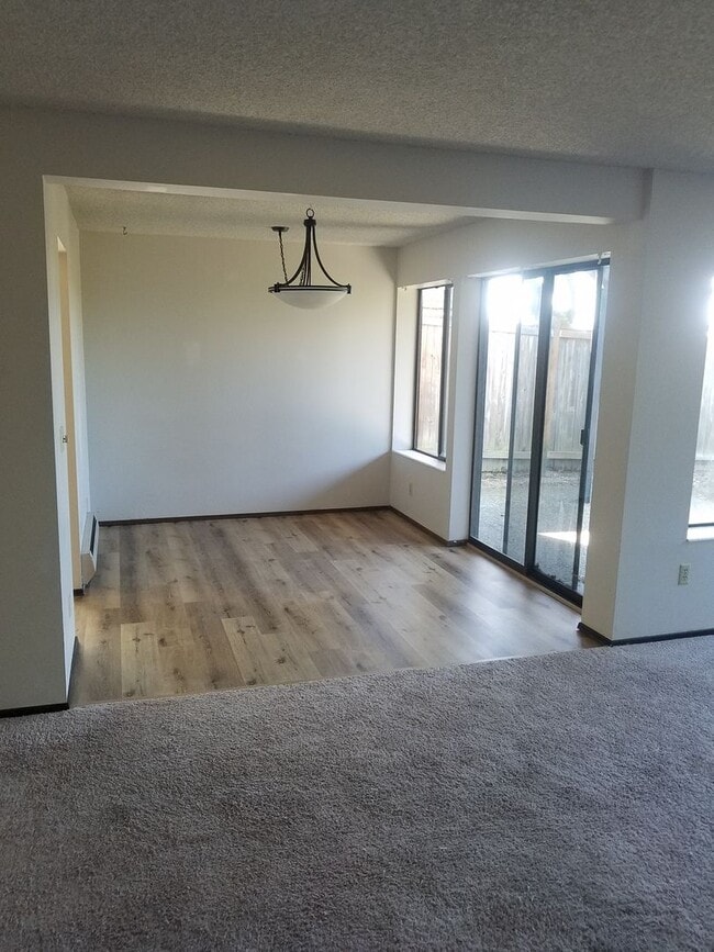 Photo - Estes Triplex Unidad #1