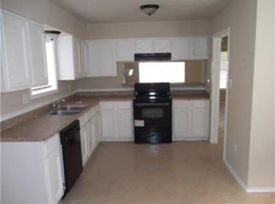 Photo - 22603 Millgate Dr