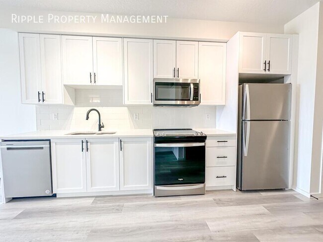 Photo - FANTASTIC 2 BEDS/ 1 BATH CONDO Unit 5402