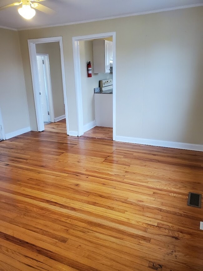 Photo - 1233 E Center St Unit APT B