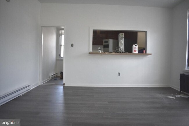 Building Photo - 10 S 62nd St Rental
