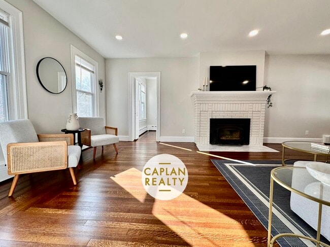 Photo - 50 Roydon Rd