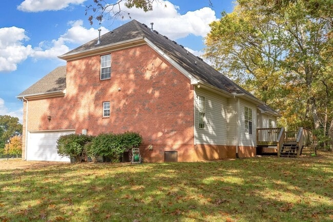 Photo - 107 Havenwood Ct