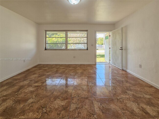 Photo - 201 SW 30th Ct Unit 201