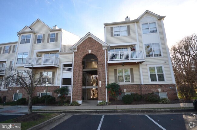Building Photo - 46891 Eaton Terrace Rental