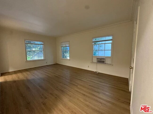 Photo - 127 N Doheny Dr Unit 127.5