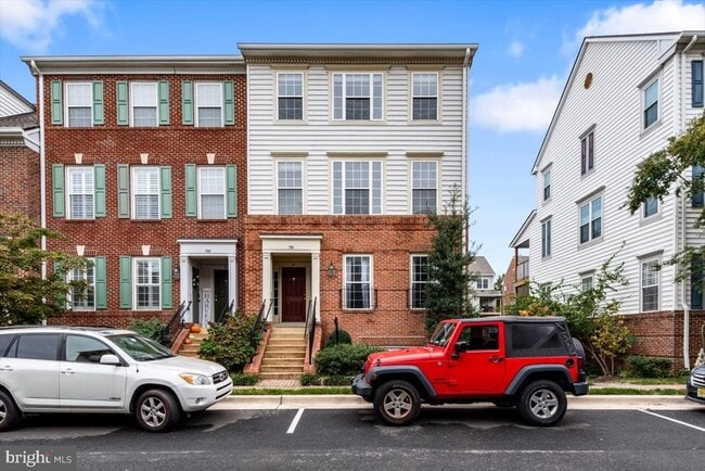Photo - 710 Norfolk Ln Townhome