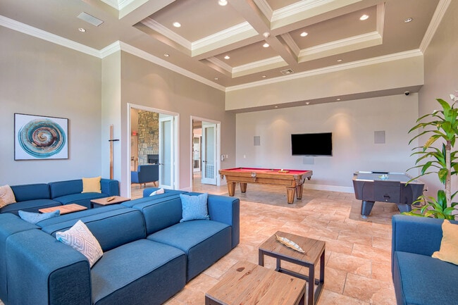 Lounge - Marbella Bay Apartments