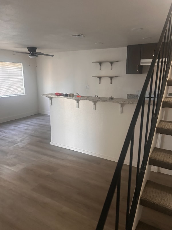 Photo - 74 L Fresa Crt Unit 3