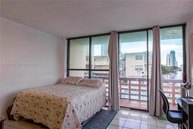 Photo - 6484 Indian Creek Dr Unit 132