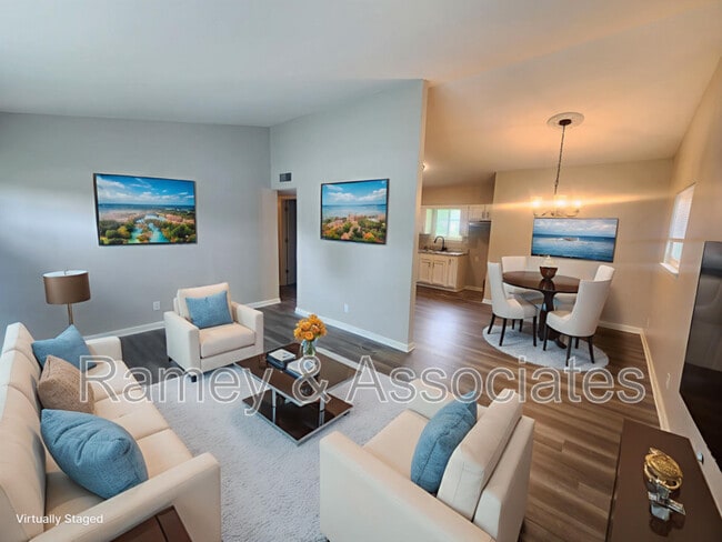 Photo - 13217 Forge Cir