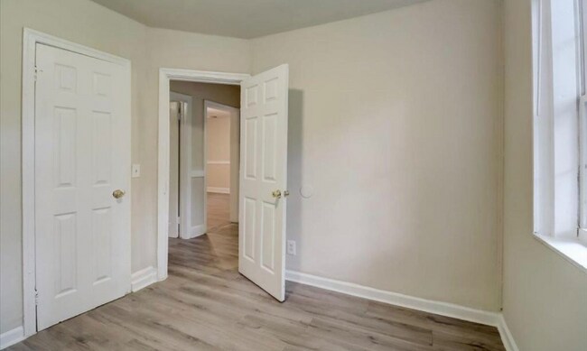 Photo - 2711 School House Rd Unidad A