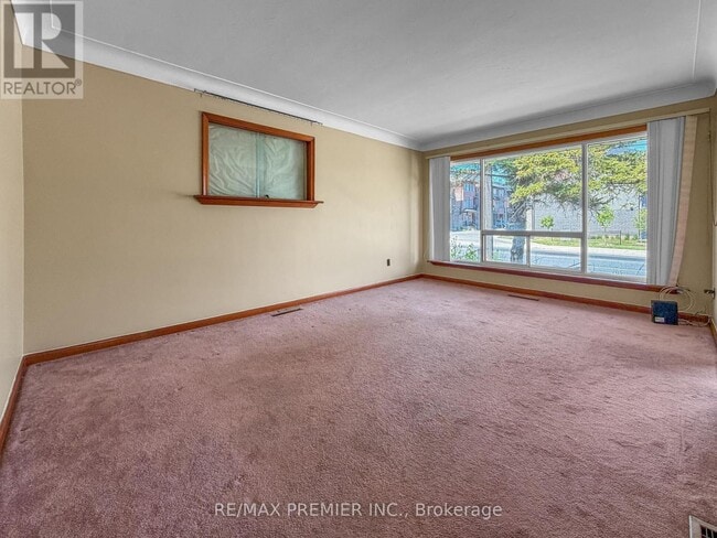 Photo - 610 Woodward Ave