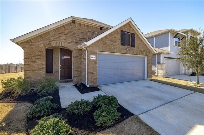 Photo - Warm & Inviting 3BR / 2BA Home with Large Backyard