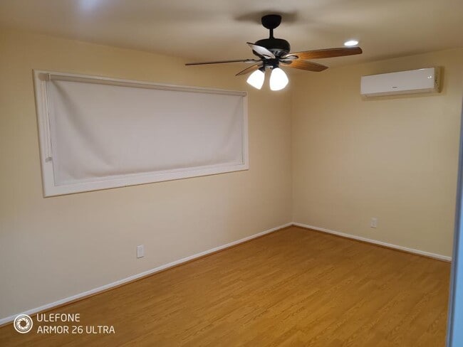 Photo - 2.0 bedroom in Bell California 90201 Unidad F