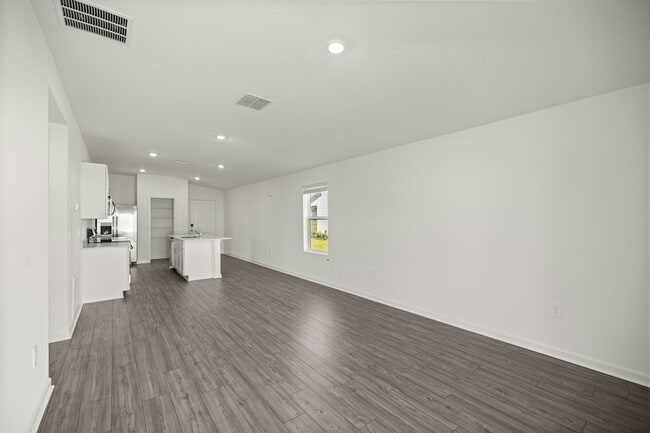 Photo - 3155 NE 38th St