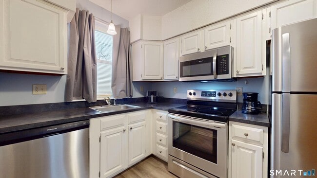 Photo - 49 Willard St Unidad 49