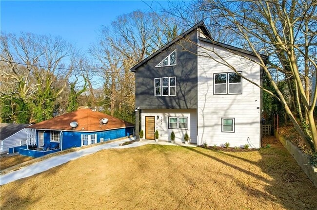 Photo - 1386 Elizabeth Ave SW