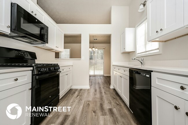 Photo - 5894 Homestead Cir