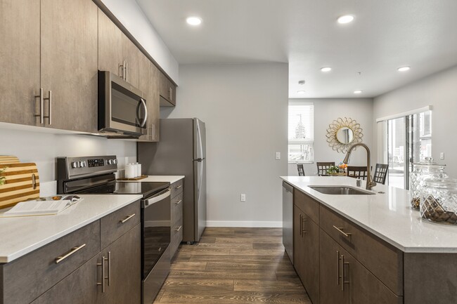 Building Photo - Pacific Ridge Rental