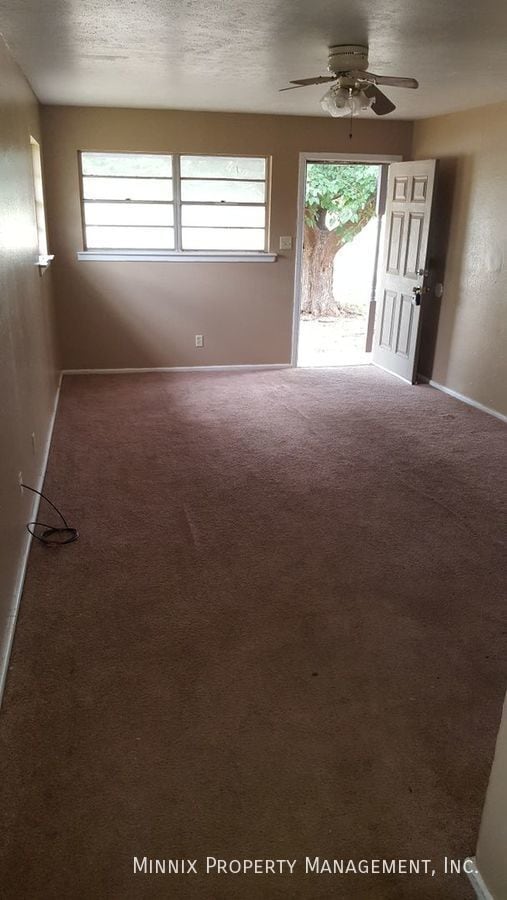 Photo - 718 W 4th St Unidad B