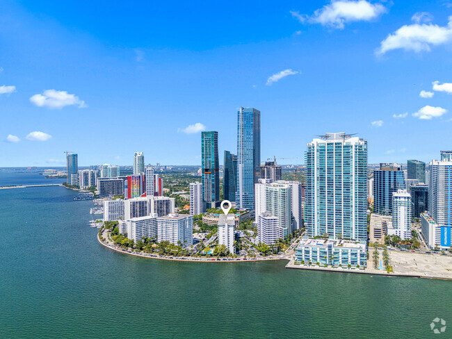 Building Photo - 1408 Brickell Bay Dr Unit 704 Rental