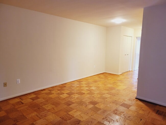 Twelve Oaks Apartments