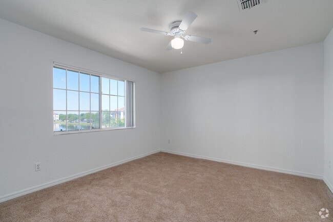 Monterrey - 2BR,2BA - 926SF - Primary Bedroom