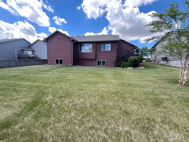 Photo - Gorgeous 4 Bed/3 Bath Home in Great Location!