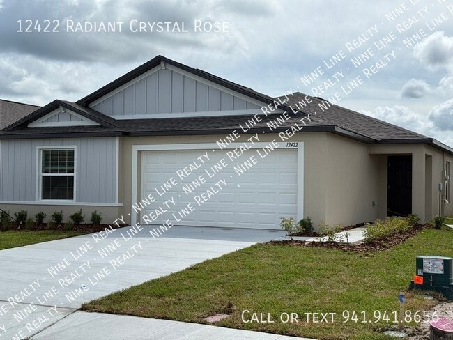Photo - 12422 Radiant Crystal Rose
