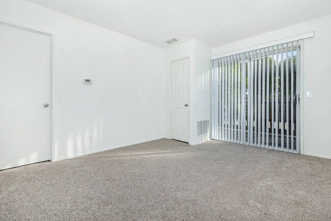 Photo - Pinecrest Apartment Homes