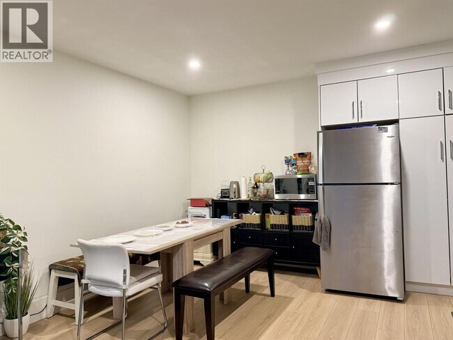 Photo - 901 Jackson Crescent