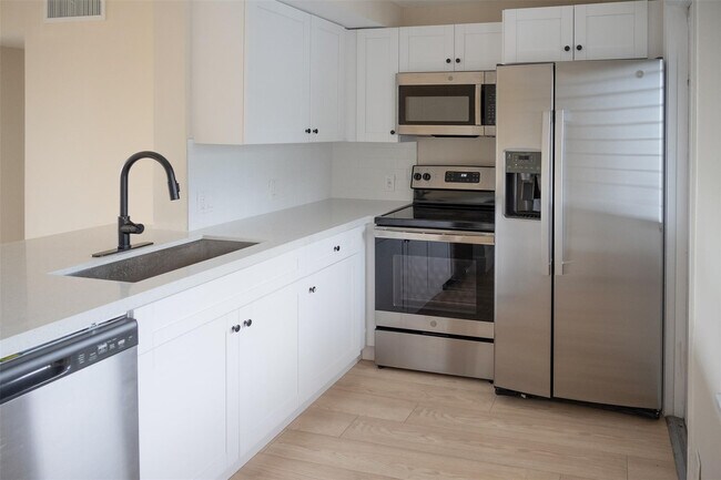 Photo - 3001 S Course Dr Unit 209