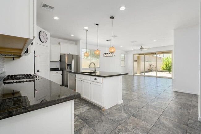 Photo - 8536 S 40th Glen