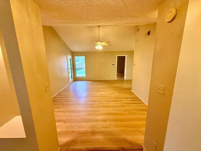 Photo - 2705 Beartooth Way