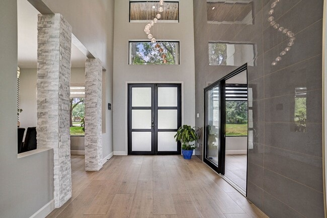 Photo - 26511 Meadow Ln