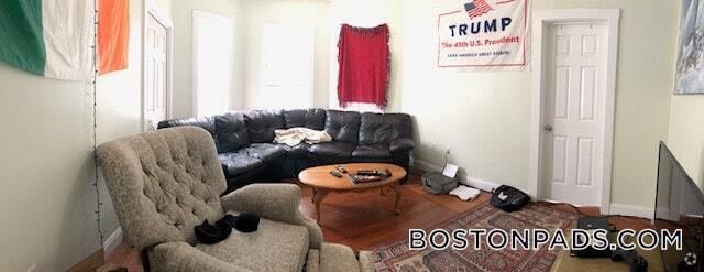 Building Photo - 1085 Dorchester Ave Rental