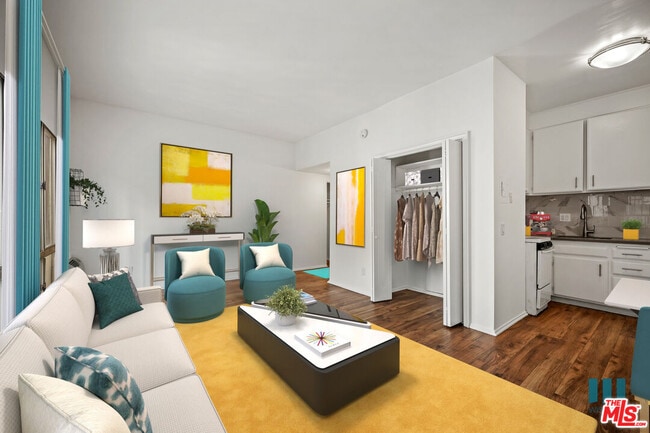 Photo - 10965 Rochester Ave Unidad 303