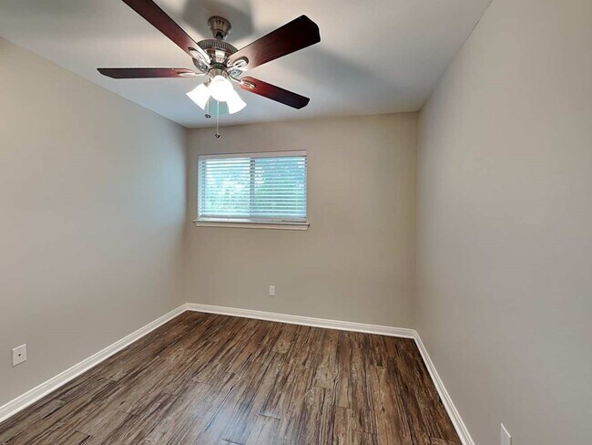 Photo - 179 Holly St Unidad 403