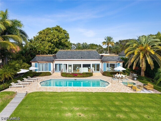1060 Galleon Dr