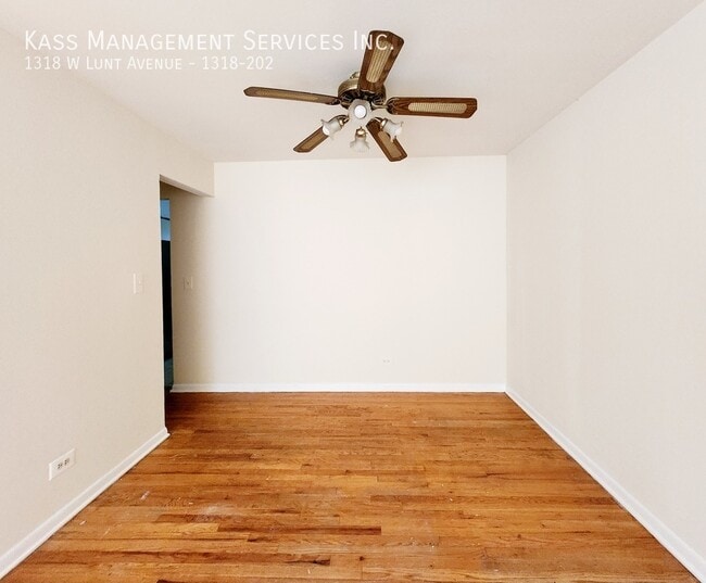 Photo - 1318 W Lunt Ave Unidad 1318-202